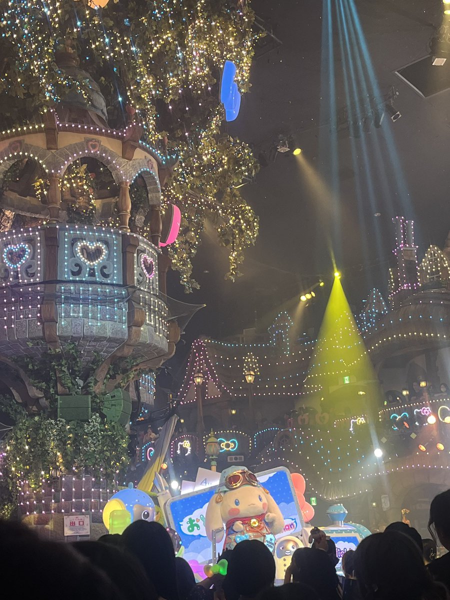 daisymina's tweet photo. ピューロランドたのしかったなぁ。
いつもおんなじ行動しかしないんだけど、キャラクターと会うのが幸せだからやめられないのと、舞浜に比べたら半額程度で行けるのがもうハードル低いんだよなぁ。
クエワン何度見ても泣く。
まじ幸せってなんだろう。 https://t.co/BfCny627zR