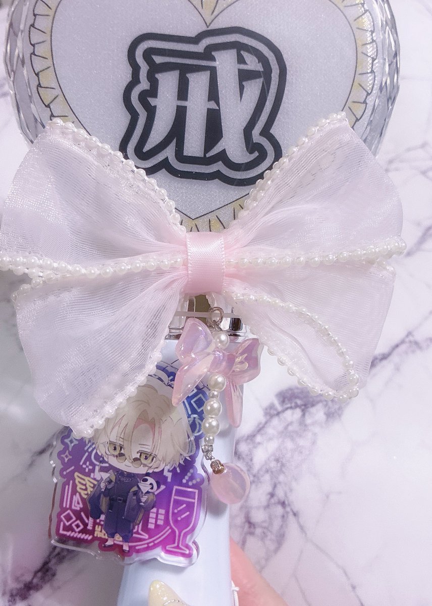 na7doma's tweet photo. ちょっとごちゃごちゃしすぎかしら笑
バルーンにもリボンつけたいですねぇ🎈🎀 https://t.co/1kSg82AcBU