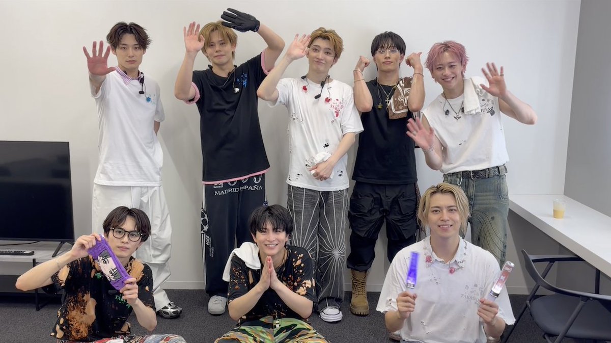 train_fc8's tweet photo. 🍿MOVIE更新🍿
「BULLET TRAIN ARENA TOUR 2026 ESCORT」
GLION ARENA KOBE DAY2終演後コメント

https://t.co/RZbfp9hOwR

#超特急 #ファンクラブ #夢8 https://t.co/JoZtyiGWDQ