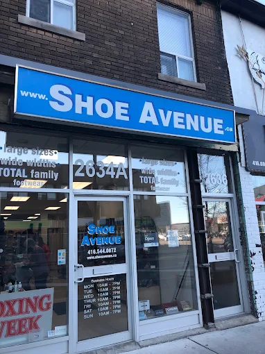 pothen's tweet photo. Shout out to my neighbourhood shoe stores, Shoe Avenue and Corso Shoes &amp; Clearance.  

Thank goodness for Toronto's #avenues! https://t.co/39gn5JIisG