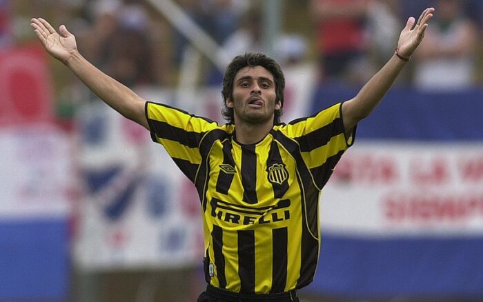 ElEspectadorUy's tweet photo. 🎙️ “Estoy caliente con Peñarol. No cambió nada. Tuviste un mes para mejorar y el equipo juega peor que antes. Jugadores lesionados que en un mes no se mejoran. Pero después los malos somos los que criticamos”

🗣️ Carlos Bueno en Convocados por 𝐄𝐥 𝐄𝐬𝐩𝐞𝐜𝐭𝐚𝐝𝐨𝐫 𝐃𝐞𝐩𝐨𝐫𝐭𝐞𝐬.

📻 810 AM · 92.5 FM
▶️ https://t.co/GpeCMiRYGi