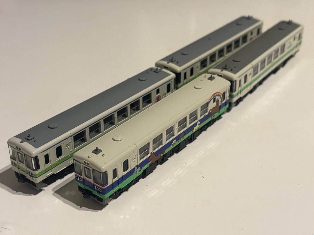 imomonta's tweet photo. 【#鉄道模型販売店メモ その3】
ポポンデッタ札幌店
言わずもしれてる専門店チェーンの最北の店。
北海道の車両や北海道絡みの朗堂コンテナが幅広く売られていた。
本州の車両が意外と残っていて、専門店チェーンにしては穴場。
今回は北海道らしく、キハ130を購入した。(ポニー号は別で購入) https://t.co/eJj2QNw0PE