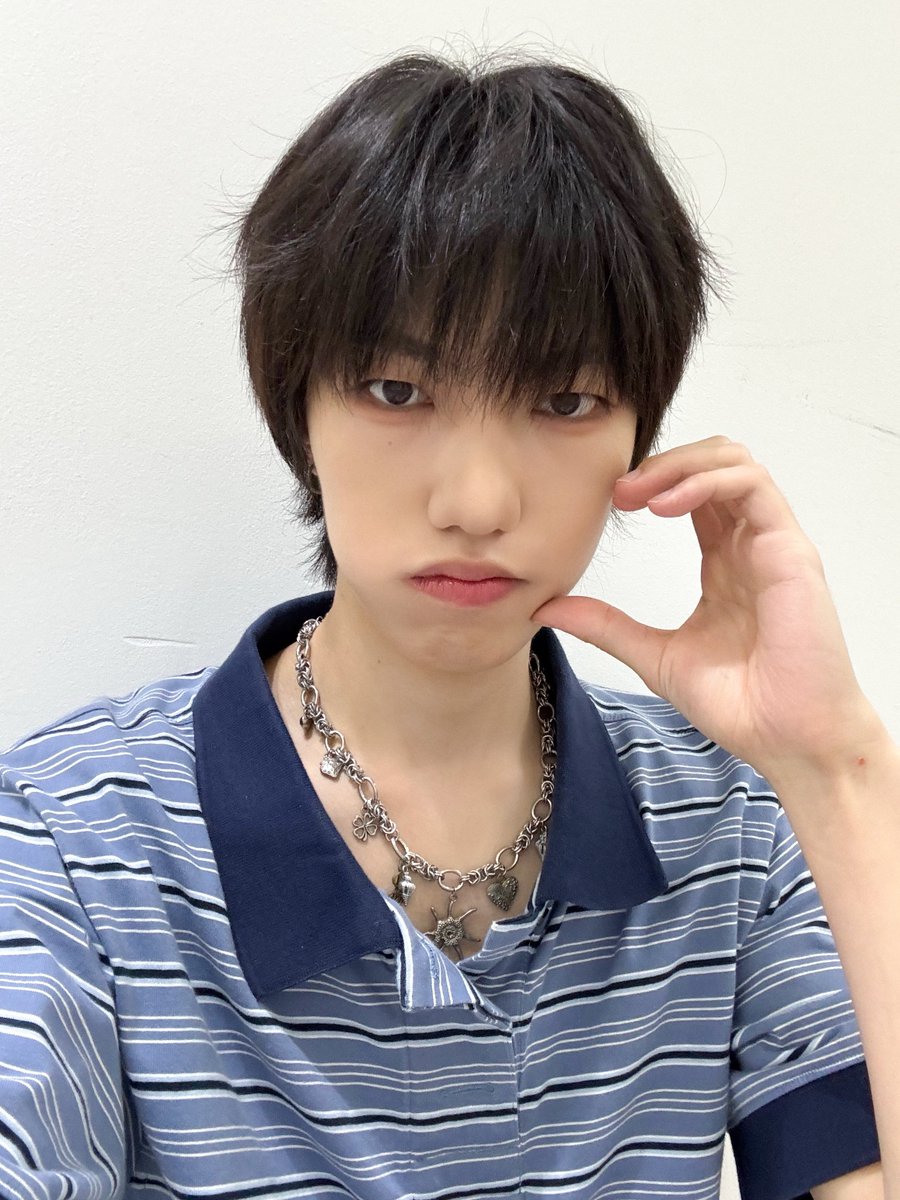 TRENDZ_OFFCL's tweet photo. [#라엘] 프렌드지 좋은 하루 보냈지요?? 곧 방송에서도 만나요!!

#FROM_TRENDZ #TO_FRIENDZ #TRENDZ #트렌드지 https://t.co/HcnyvWOZDN