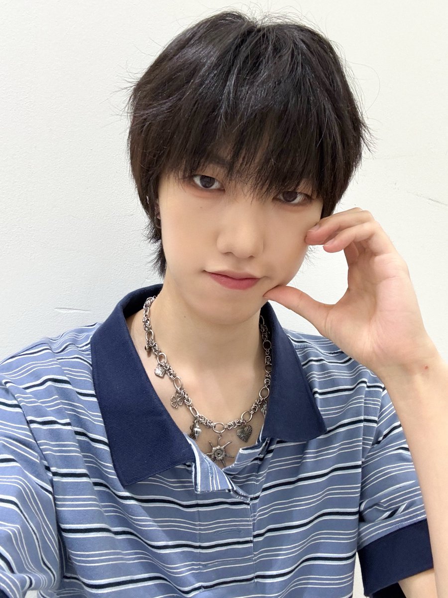TRENDZ_OFFCL's tweet photo. [#라엘] 프렌드지 좋은 하루 보냈지요?? 곧 방송에서도 만나요!!

#FROM_TRENDZ #TO_FRIENDZ #TRENDZ #트렌드지 https://t.co/HcnyvWOZDN