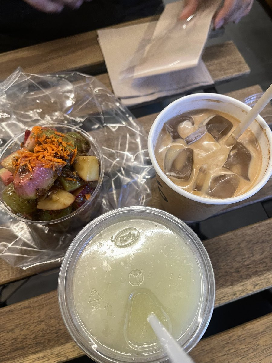 nanichachachaa's tweet photo. 🌸🍵🏃🏼‍♀️‍➡️ https://t.co/DrC72b6yYb