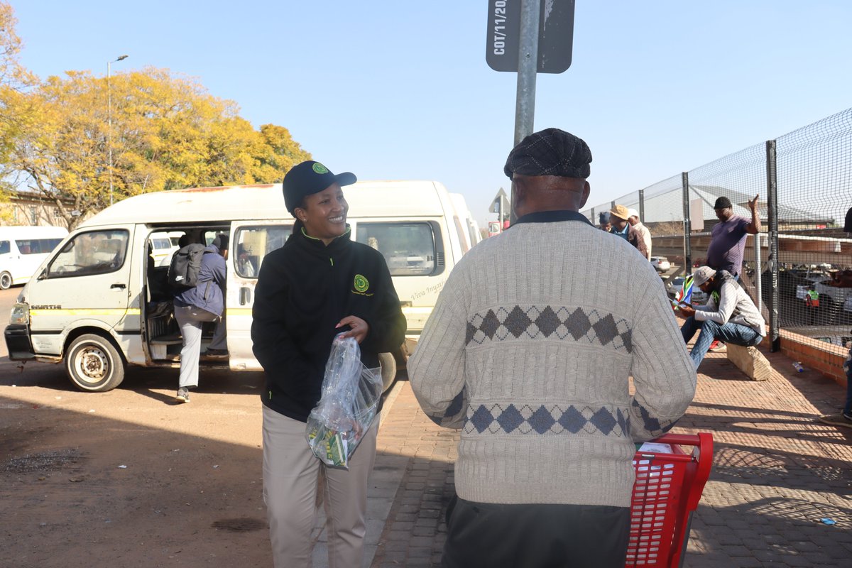 Mil_OmbudSA's tweet photo. The Military Ombud conducted a public activation in Cullinan, Pretoria East, to raise awareness of its mandate and educate community members on the processes for lodging complaints in relation to the conduct of the uniformed members of South African National Defence Force. https://t.co/MWoEVthVmR