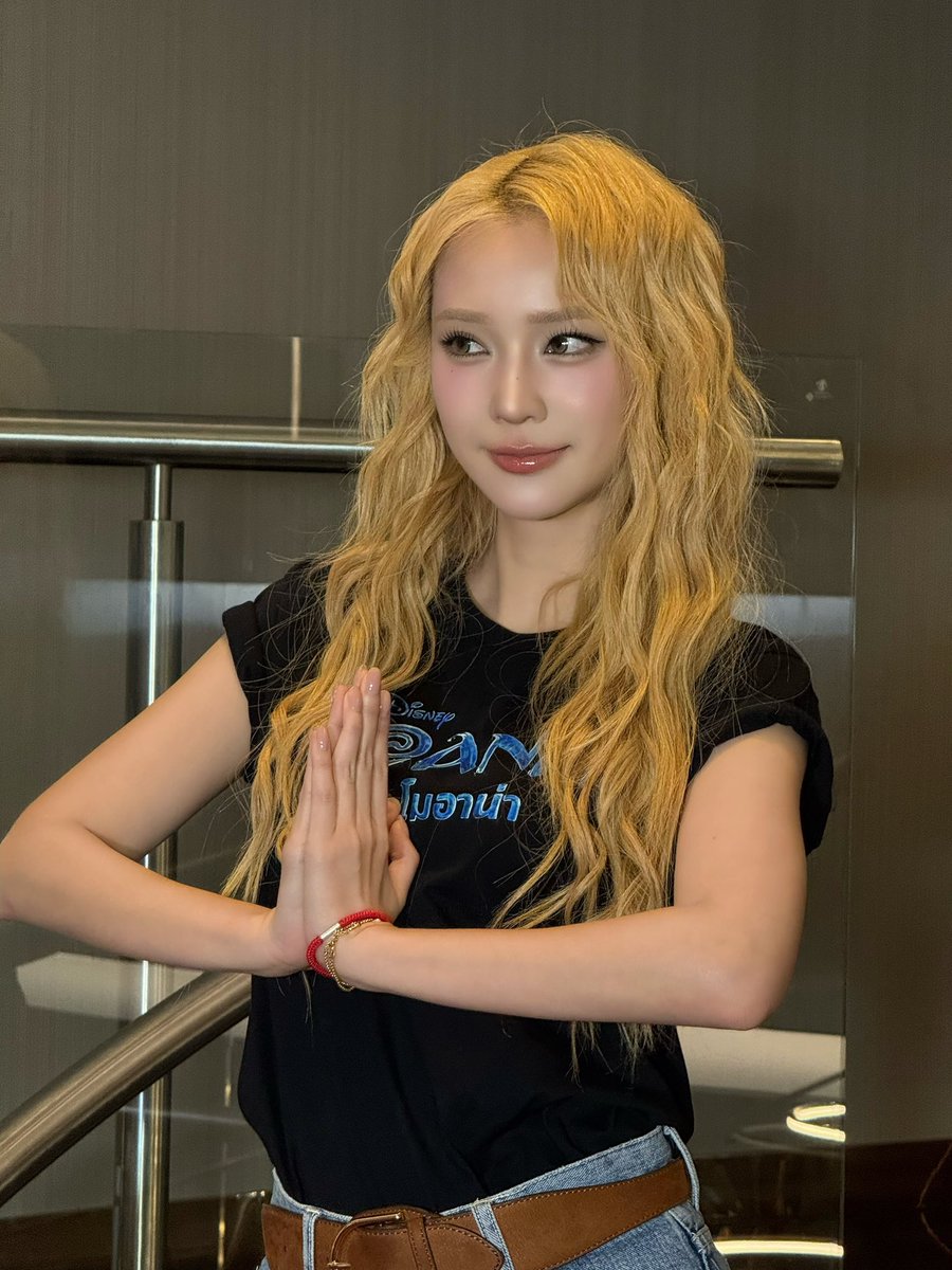 janhaefanpage's tweet photo. JANHAE UPDATE 💜   (1/2)

🖇️ https://t.co/U8oLgu4DYX

JJJFAM KPCZ WITH MOANA  
#SFxJanJingjingJewel https://t.co/xPIMoYPmvJ