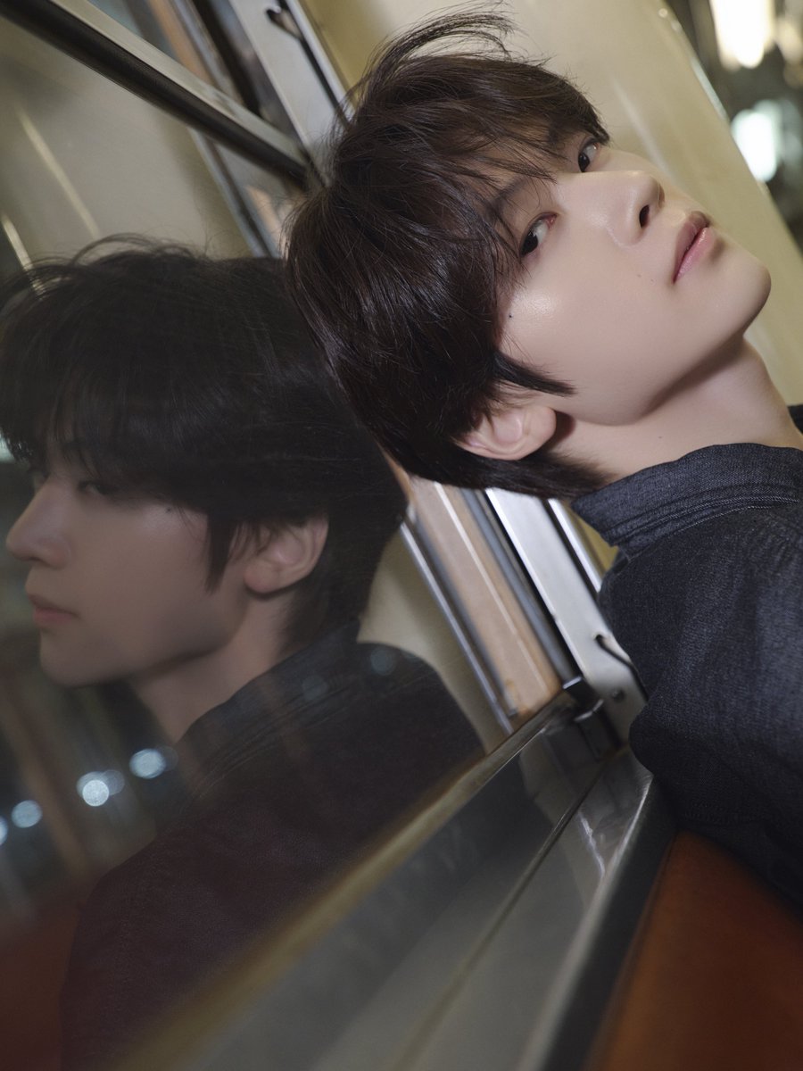 ZB1_jp's tweet photo. ZEROBASEONE Japan 2nd EP
 『回帰𝐿𝑂𝑉𝐸』

Concept Photo (ROUND ver.)
#SEOKMATTHEW #ソクマシュー

2026.08.19 Release

💿 https://t.co/thGRbw74TU

#ZEROBASEONE #ZB1
#回帰LOVE
#イグジステンス #ZEROBASEONE_イグジステンス https://t.co/yR7OzvT9hm