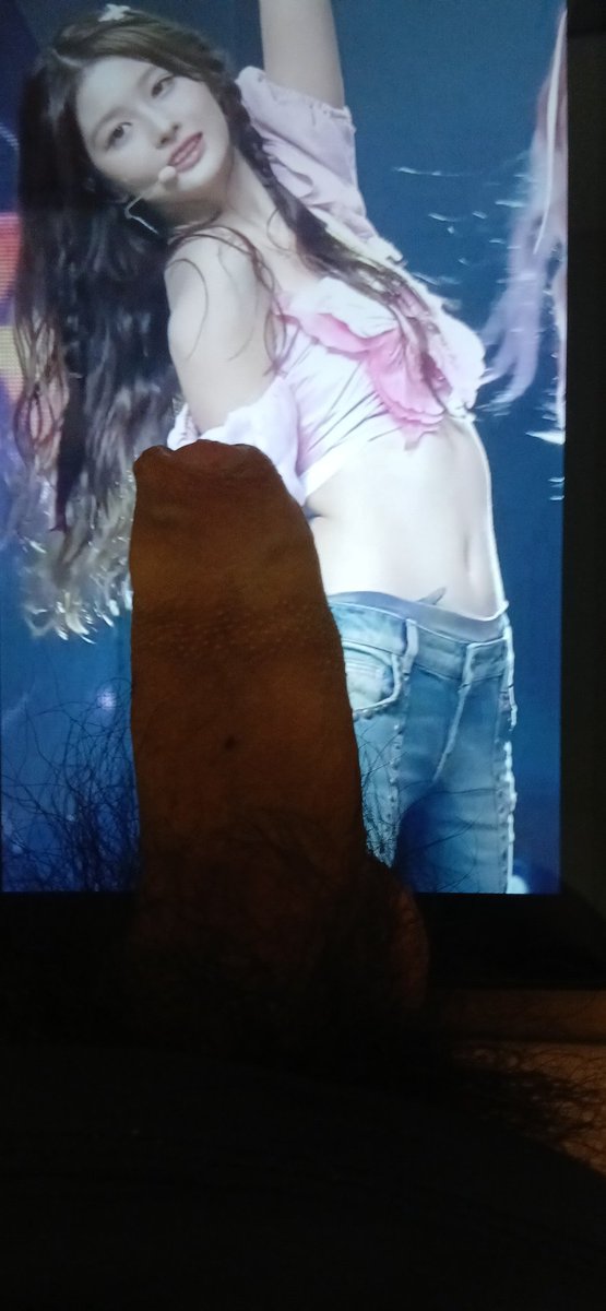 kpopslave33's tweet photo. 설윤 모음집(4개) https://t.co/W9M3f2cP7n