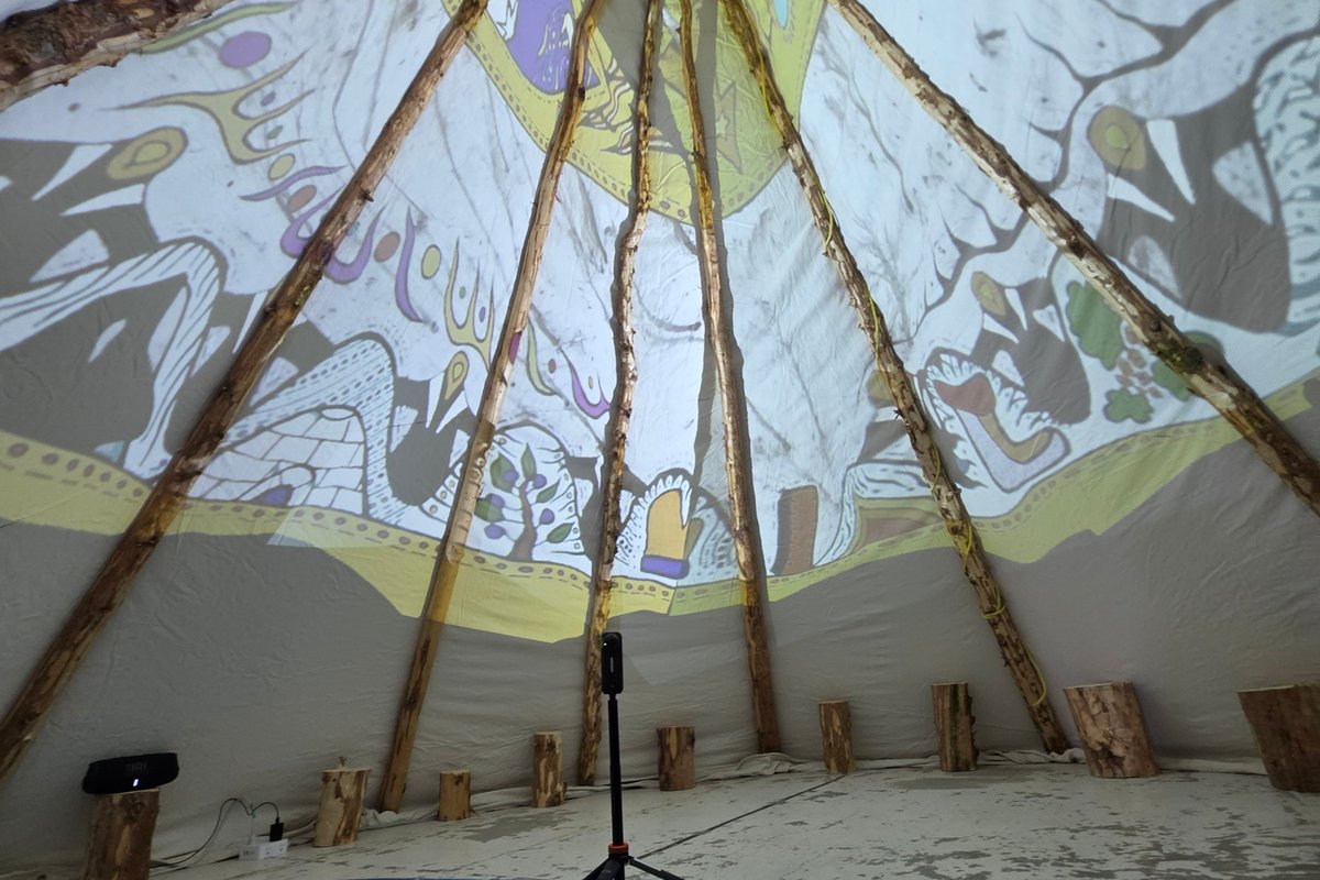 YorkuAMPD's tweet photo. Congratulations to Media Arts alum Ivan Ceria (BFA '25) whose work was featured at the Great Northern Arts Festival!

Ivan presented a media installation inside a 30-foot-tall tipi and led a workshop with support from BetaSpace and Prof. Mary Bunch’s Peripheral Visions Co-Lab. https://t.co/Yp6BX4XHqn
