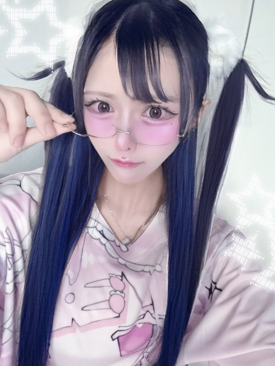 nene_rinneR's tweet photo. オタクくんみてる〜？♡ https://t.co/bvsiRMfn9y