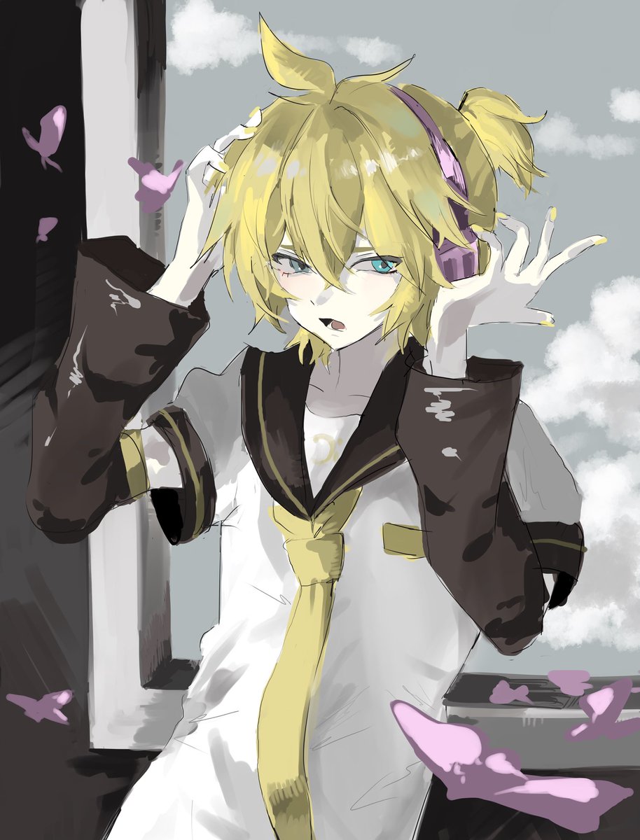 MYUL_OxO's tweet photo. #鏡音レン 
右肩の蝶🦋 https://t.co/ddmzCSll8K