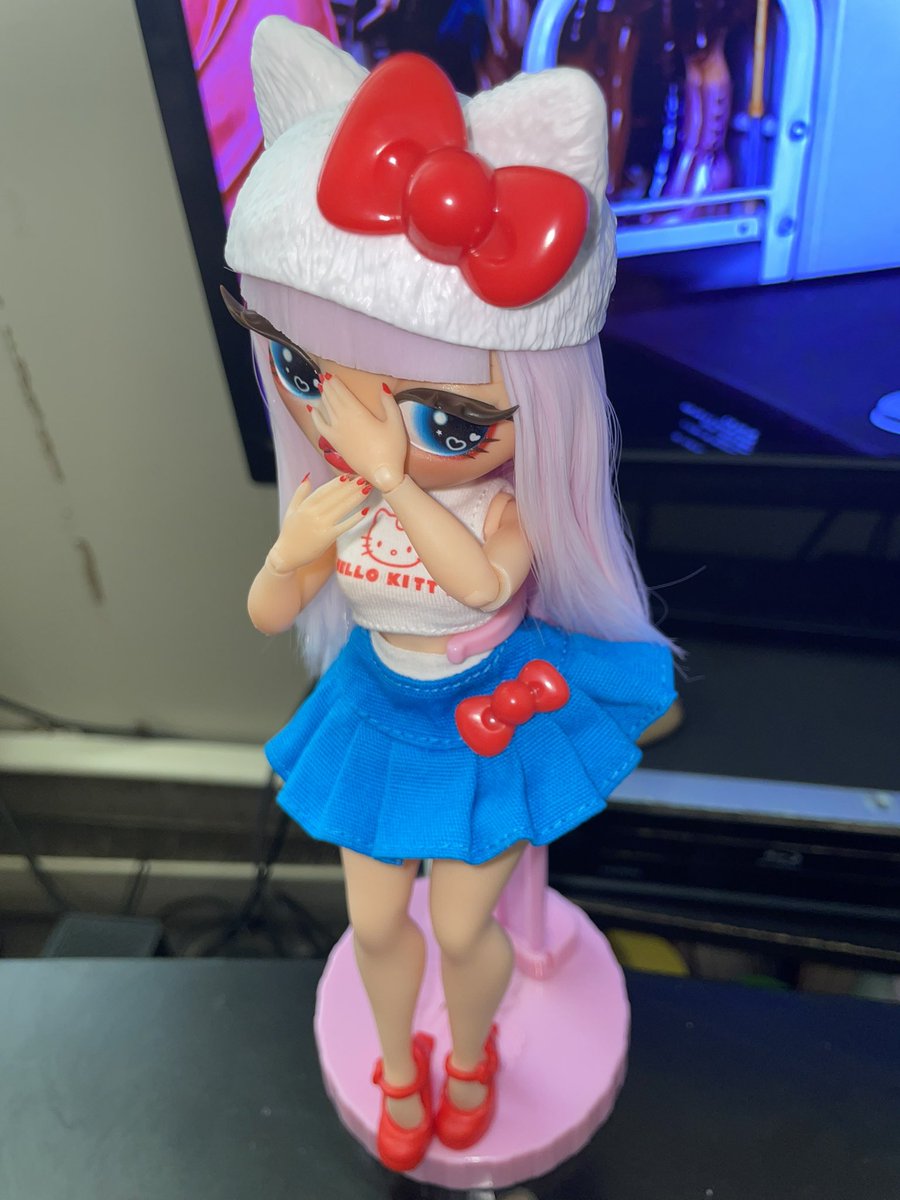 OmggStaar's tweet photo. @lolsuprise and mga NEED to try and get that license for Betty boop . CAN YOU IMAGINE ?! 🤤🤤 #dolltwt https://t.co/ROAHko60QP