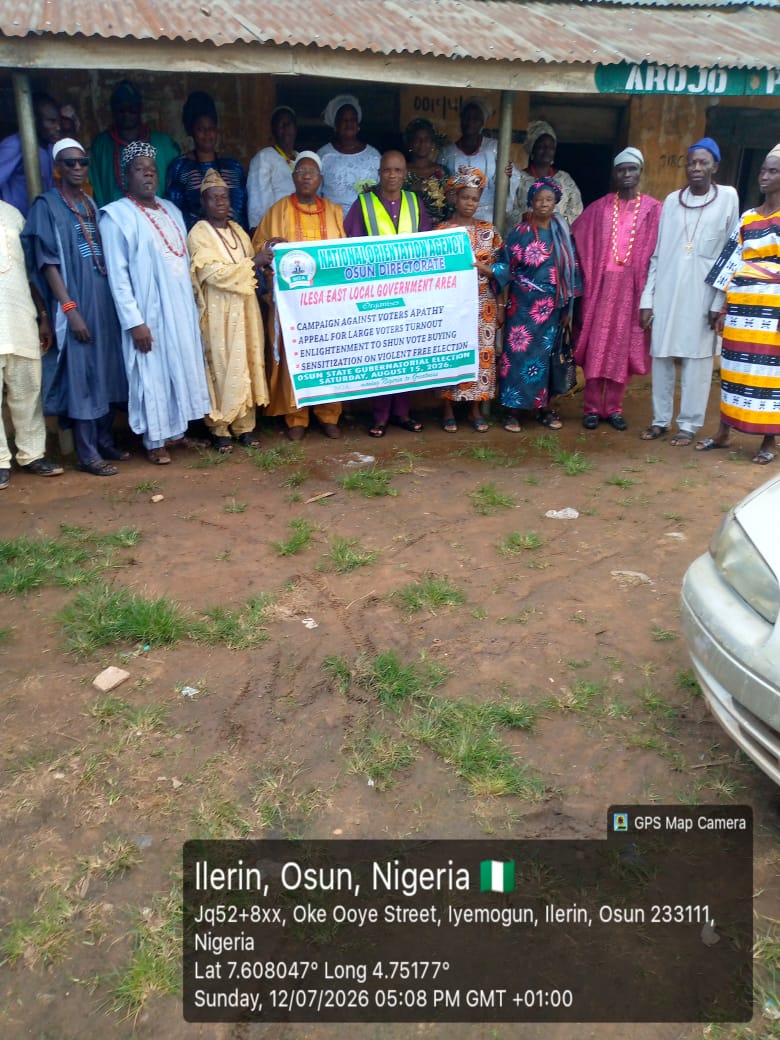 osun_noa's tweet photo. COMO Ilesa East L/G Oni James on Sunday 12th of July 2026 sensitizing the Arojo in Council at Irojo,Ilesa on voter's education under the following  heading:
-Campaign Against Voter Apathy/Appeal for large voters turnout.
-Enlightenment to shun votes buying.
-Sensitization on viol https://t.co/ABnJRzFCUh