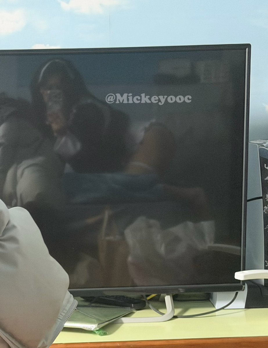 Mickeyooc's tweet photo. 修女裝 喝聖水淨化一下 https://t.co/RiwG4OQNEF