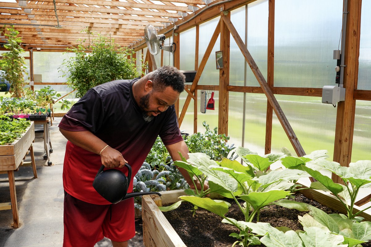 thefacces's tweet photo. 🍽️: We want to give a shoutout to our friends at Goodwill Columbus! 

Thank you for joining us each week to water plants and help keep our Urban Garden beautiful! Your hard work and positive energy make a real difference; thank you for helping our garden and our community grow! https://t.co/8WG8y4Pozj
