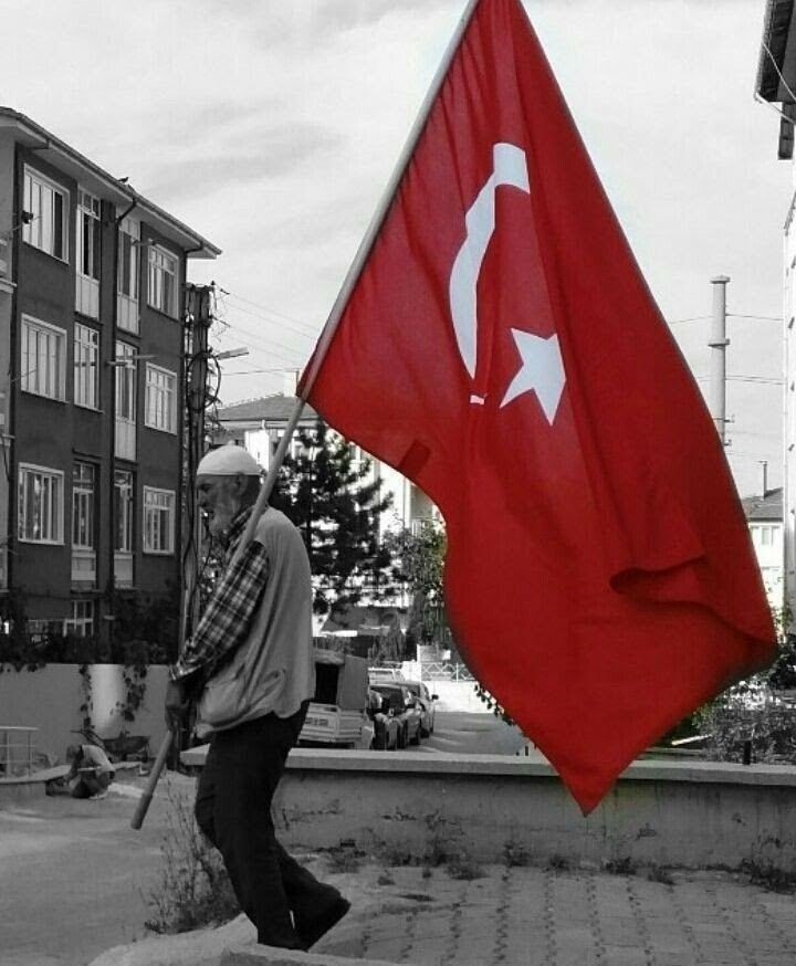 digerkm's tweet photo. Tarihim, şerefim, şiirim, her şeyim. https://t.co/k7lOWrG48h