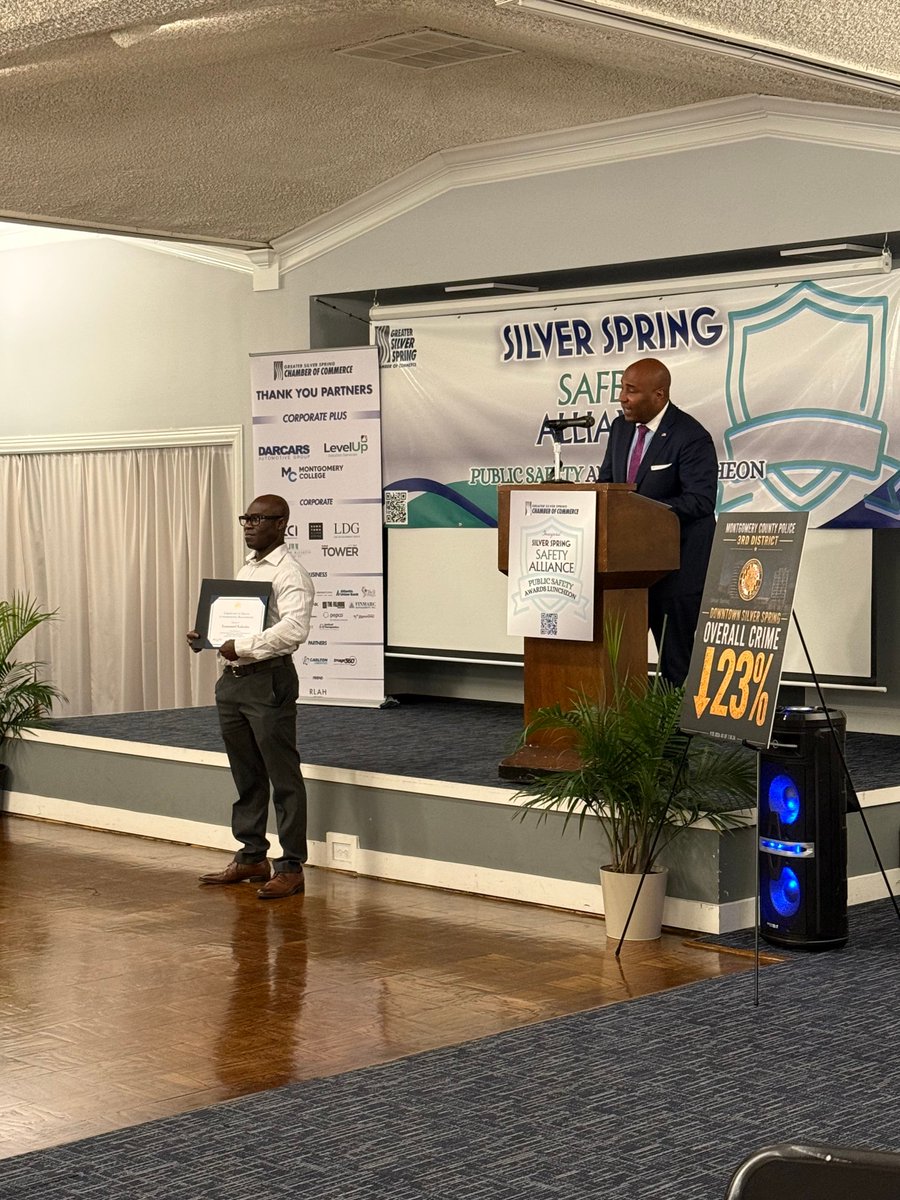 MontCoExec's tweet photo. Congratulations to the honorees recognized today at the inaugural Greater Silver Spring Chamber of Commerce Public Safety Awards Luncheon. Thank you for your courage, dedication and service to Montgomery County. https://t.co/WbVXJdbURv