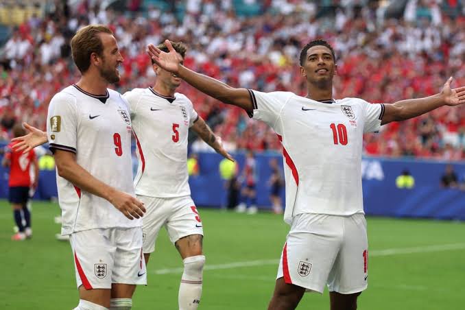 K111William's tweet photo. GOAL ⚽️⚽️⚽️ England lead 🏴󠁧󠁢󠁥󠁮󠁧󠁿🏴󠁧󠁢󠁥󠁮󠁧󠁿🏴󠁧󠁢󠁥󠁮󠁧󠁿 #ENGARG https://t.co/yRvJ0tCDq5