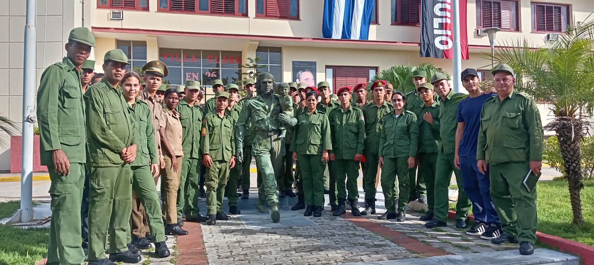 RMVillaClara1's tweet photo. Jóvenes del Ejército Central realizan recorrido por Villa Clara. Es parte del homenaje al aniversario de la creación de la UJC en las FAR y dl cumpleaños de nuestra querida Santa Clara
#ViilaClaraConTodos
#CubaEstáFirme
@MinfarC 
@RMVillaClara1 https://t.co/MYXpgwaD5c