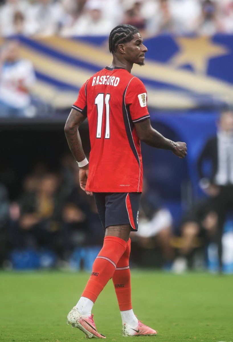 RedDevilSte2003's tweet photo. 🚨🚨🌕| JUST IN: Fenerbahçe are set to make an official approach for Marcus Rashford and are keen to reach an agreement with Manchester United as soon as possible.

If an agreement is reached, talks with Rashford over personal terms will be stepped up. 

[@fanatikcomtr https://t.co/XxUWE1dqFe