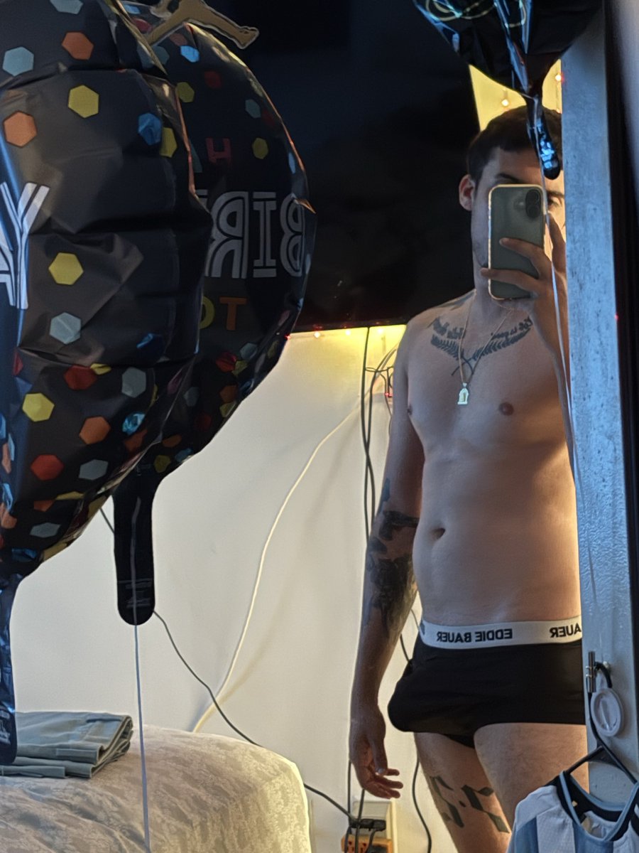 Mar2Victor's tweet photo. Denle ❤️ y Rt para ver más #nudes #cum #masturbation #vergavenuda https://t.co/gr1mHqtReS