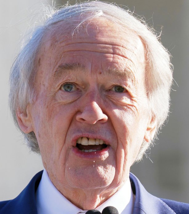 JohnnyProctor23's tweet photo. Ed Markey: Seth release your tax returns 

Seth: done. Release your health records 

Markey: https://t.co/kLjTjZ969G