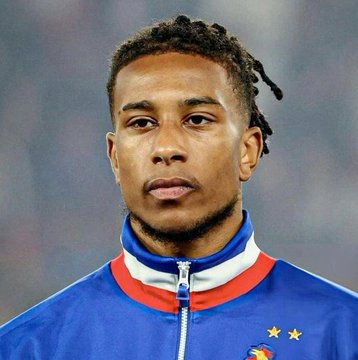 Xspor_tr's tweet photo. 💥 Michael Olise, bir an önce Real Madrid'e transfer olmak istiyor. (Foot Mercato)

🔸 Real Madrid, rekor bir ücretle bu transferi bitirmeye hazır.

🔸 Bayern Münih alternatif arayışlarına başladı. https://t.co/2yb36DISkR