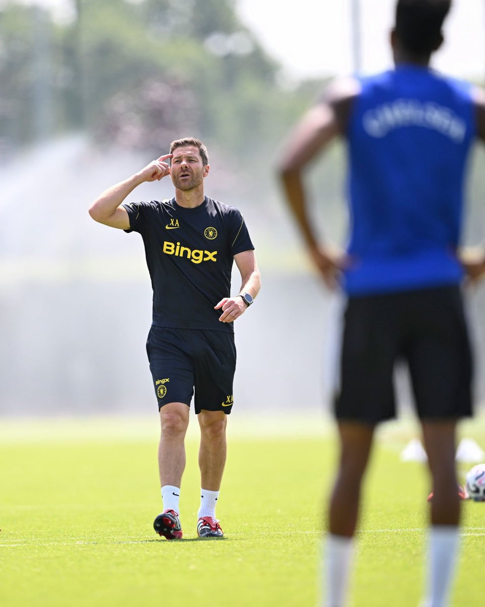 Mohxmmad's tweet photo. Xabi Alonso #CFC https://t.co/V06DtGcu0k