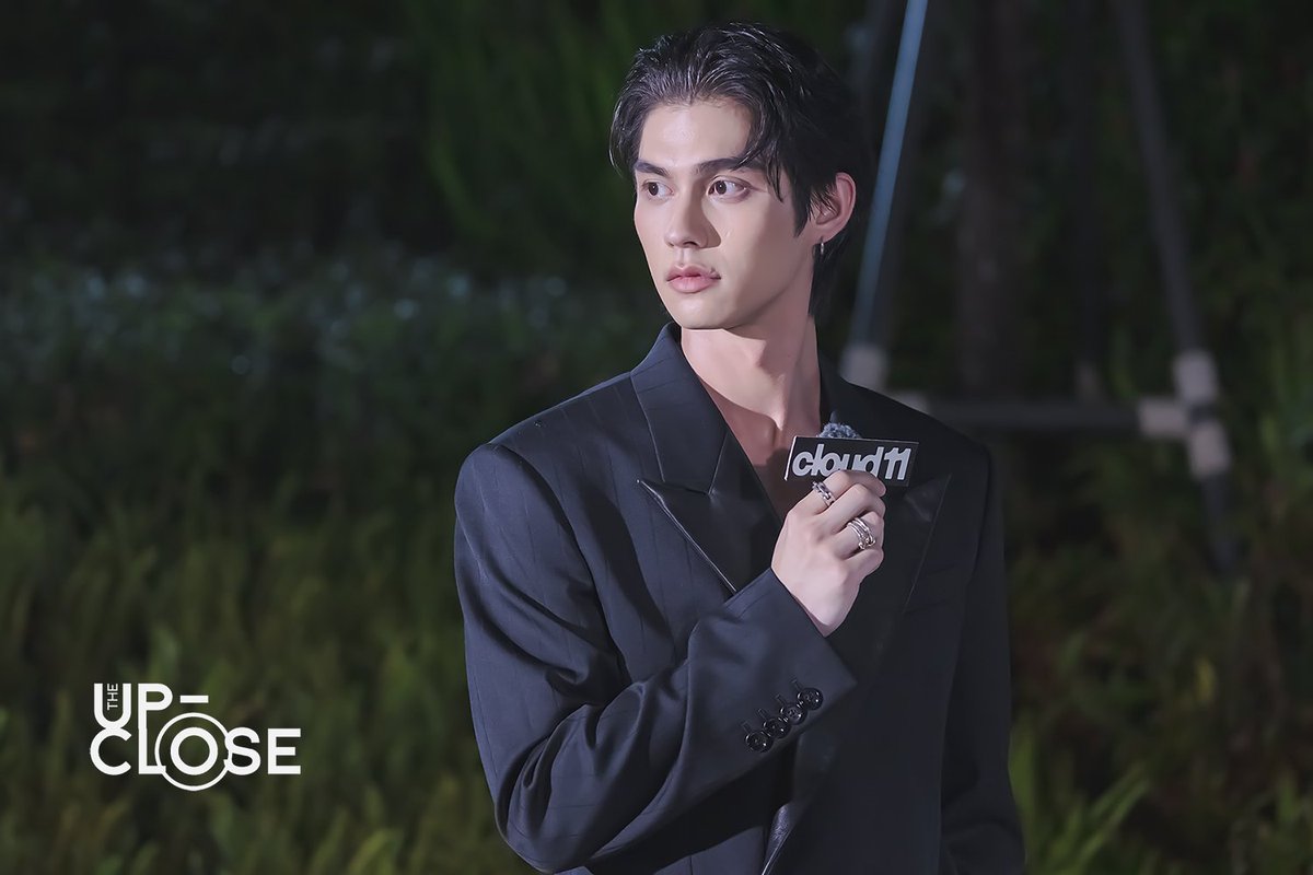 Theupclose's tweet photo. "ไบร์ท วชิรวิชญ์" ในงานเปิดตัว Open House เปิดตัวโครงการ "Cloud 11" ปักหมุด Creative Capital ใหม่ของเอเชีย 

BRIGHT AT CLOUD 11

#BRIGHTxCloud11OpenHouse
#bbrightvc
#CLOUD11OPENHOUSE #CLOUD11 https://t.co/Z80Sa7Kja7