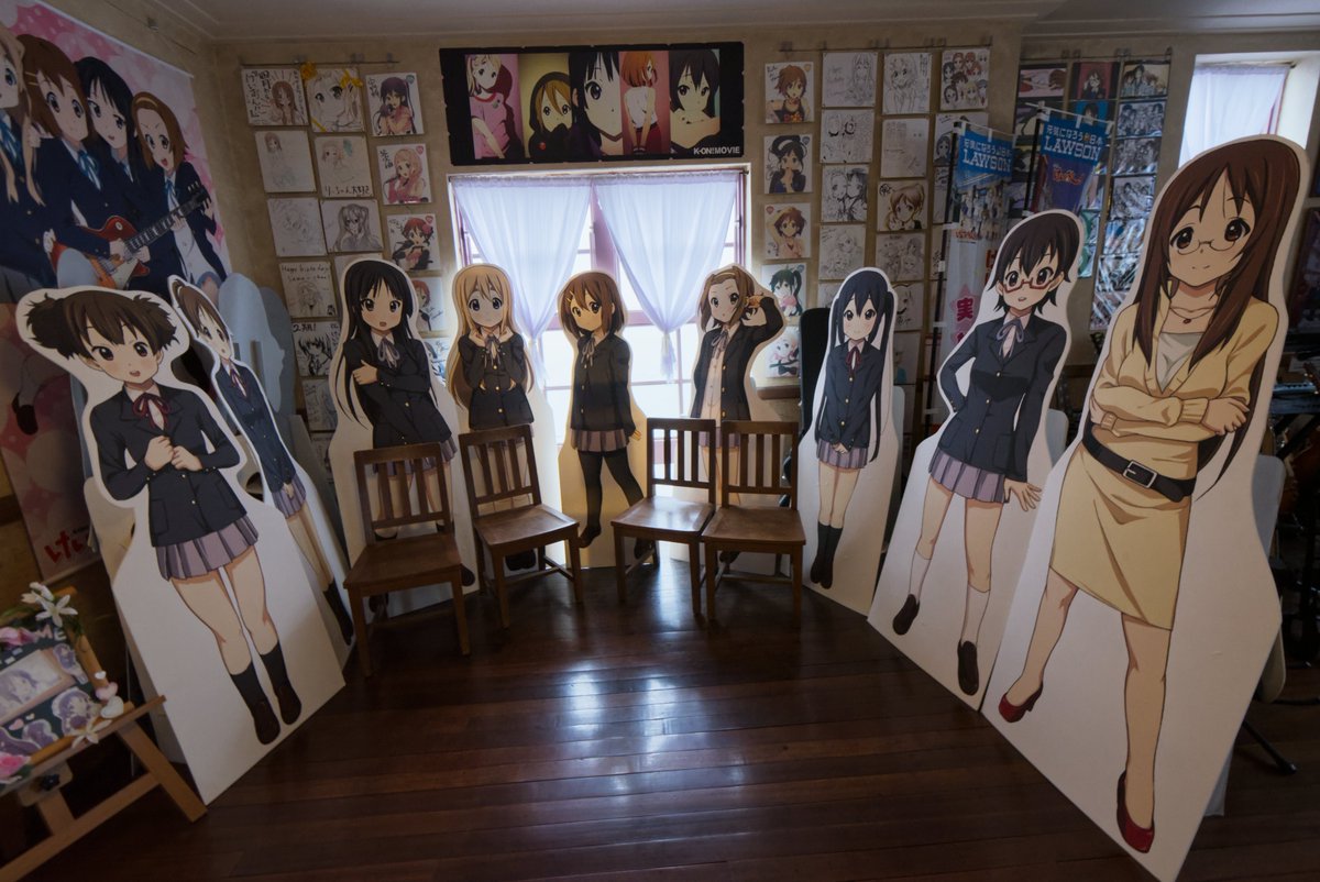 MAiTAKA__'s tweet photo. けいおん! その1

放課後ティータイムの部室

アニメと劇場版を見たらまんまとハマってしまい、
気づけば豊郷小学校旧校舎群まで来てしまっていた。
初めての聖地巡礼というものをしましたが、
控えに言って最高でした。
また行きたい。

#けいおん聖地
#放課後ティータイム
#けいおん好きと繋がりたい https://t.co/FJDKirm5fA