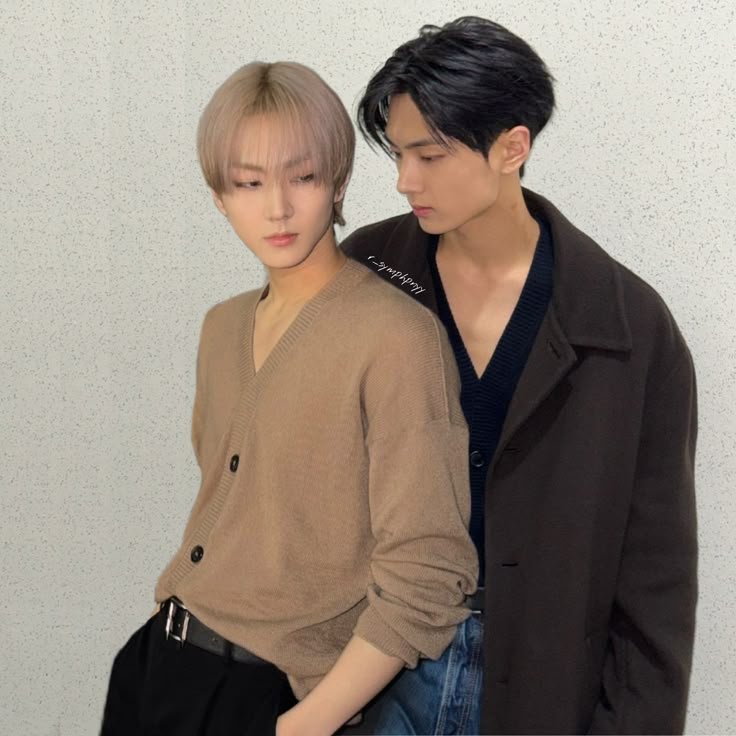 Jayonverse_'s tweet photo. Tirando as fotos pro casamento 😭 amo muito esse garoto, o melhor dia da minha vida!!! https://t.co/zfFhMuzwaP