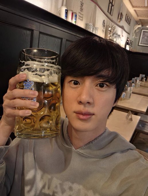 seokjnphile's tweet photo. my favorite genre of seokjin pictures please continue to eat yummy food and be happy forever https://t.co/ogNcGQiHOL