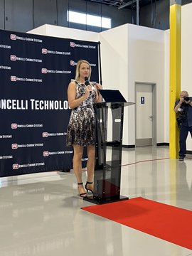 LombardoSNV's tweet photo. Congratulations to Roncelli Carbon Systems on the grand opening of their newest facility right here in Henderson, NV. Thank you to their leadership team for choosing NV. We are so happy you invested in our community. Honored to represent Governor
@JosephMLombardo https://t.co/m97QCDgHDT