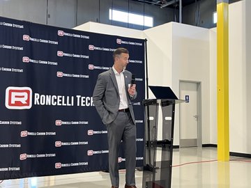 LombardoSNV's tweet photo. Congratulations to Roncelli Carbon Systems on the grand opening of their newest facility right here in Henderson, NV. Thank you to their leadership team for choosing NV. We are so happy you invested in our community. Honored to represent Governor
@JosephMLombardo https://t.co/m97QCDgHDT