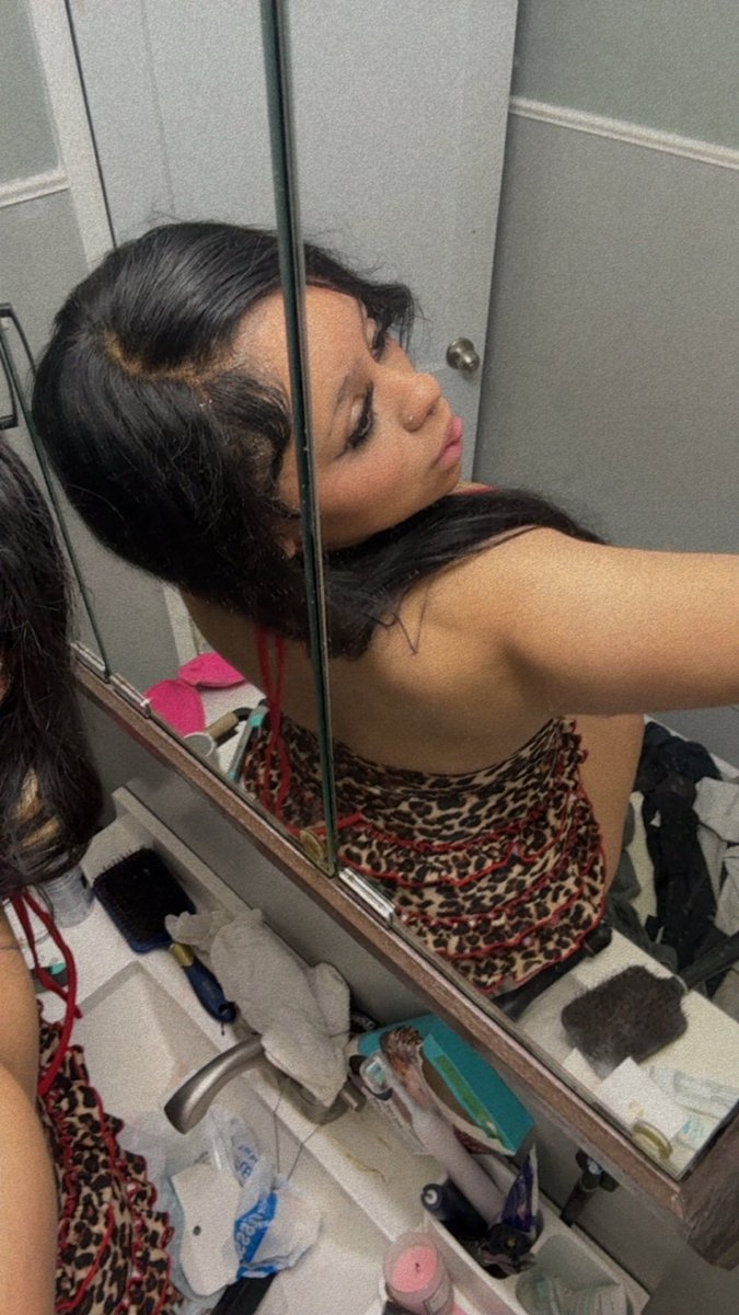 Neptunez_kiss's tweet photo. Pretty face, ugly attitude &amp; idc
Give me your money pathetic little piggy we both know you want to
Cashtag~luvabxbyarianna 
Venmo-AriannaFord
Tribute $50 to speak to me losers https://t.co/n5P0FmILeT