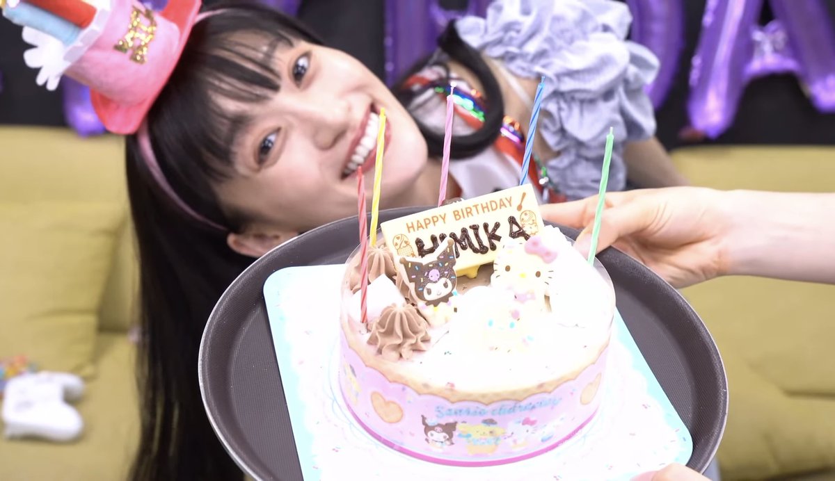 iRis_a_himi's tweet photo. お誕生日を今年も無事に
迎えられましたー！
大好きなマネージャーさんたちや
大好きなファンの皆様に囲まれて
とーっても幸せな幕開けでした🫶
本当にありがとうございます！！
今年もたくさんの感謝の気持ちを
様々な表現で伝えていけたらいいな！
見て。深夜テンションで様子のおかしい
32ちゃい！ https://t.co/XE3CdxHNhL