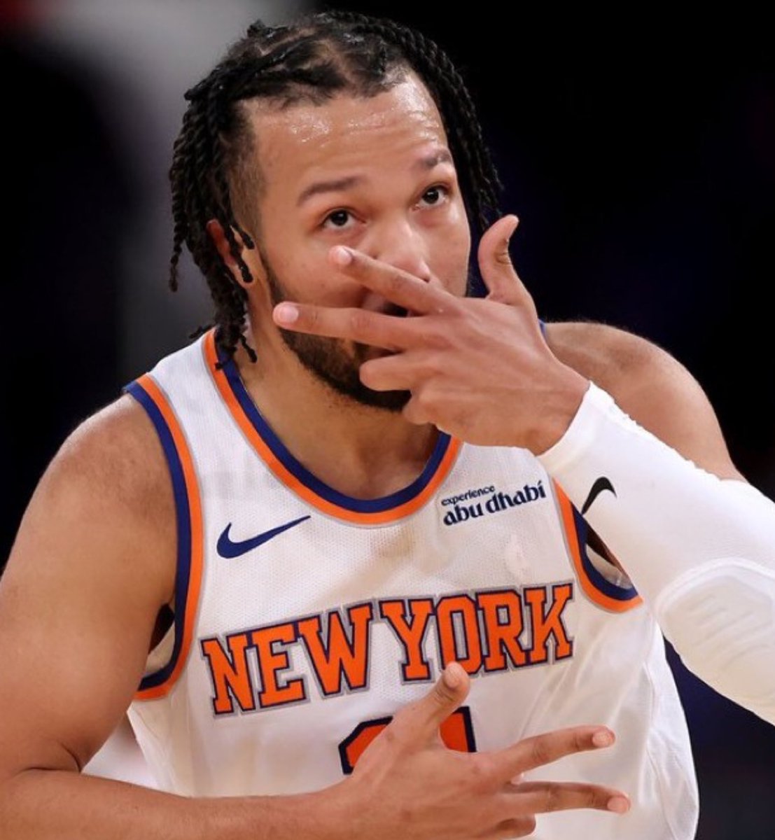 Fullcourtpass's tweet photo. Jalen Brunson is the HUGE favorite to win best pro basketball player at the ESPYS, Via Kalshi:

89% — Jalen Brunson
10% — Victor Wembanyama 
3% — Shai Gilgeous-Alexander https://t.co/DoW5JahDnM