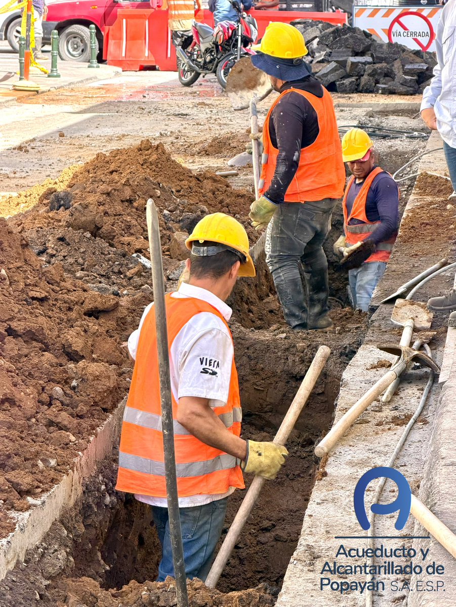 acue_popayan's tweet photo. #Aapsa 👷🏼‍♂️🚧| Nos encontramos adelantando reposición de red de acueducto en la calle 3, entre carrera 6 y 7, sector histórico.

https://t.co/Zf3vq5JfTD

#LaAlianzaConLaVida #Popayán https://t.co/RnUS0Pv2c6