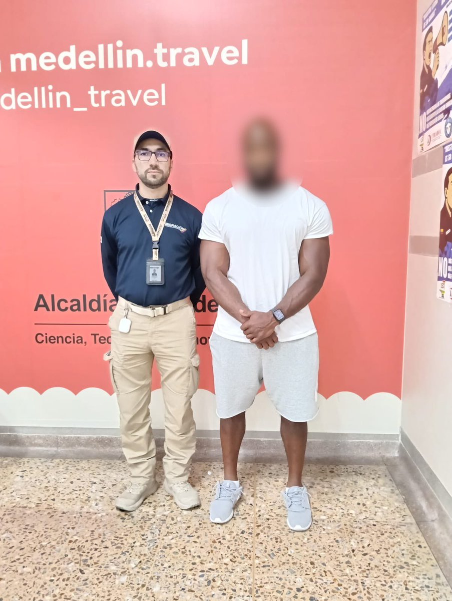 MigracionCol's tweet photo. Una alerta #AngelWatch, le permitió a @MigracionCol en el @AeropuertoMDE prohibir el ingreso a un estadounidense, procedente de EE. UU.
Con este ya son 102 los inadmitidos en Antioquia por causas asociadas al turismo con fines de explotación sexual y más de 140 en todo el país. https://t.co/QDPoIQmQSC
