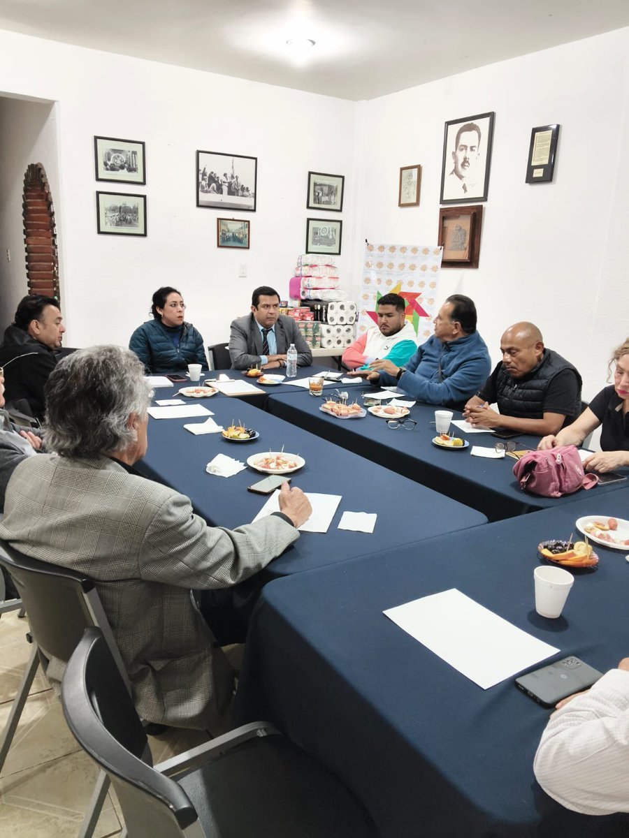 HegelCortes's tweet photo. Ayer nos reunimos en la #MNE con la convicción de que escuchar, dialogar y organizarnos es el camino para construir un mejor Coyoacán.
Gracias a quienes nos acompañaron y enriquecieron este encuentro con su participación. https://t.co/cYUXQiejQ2