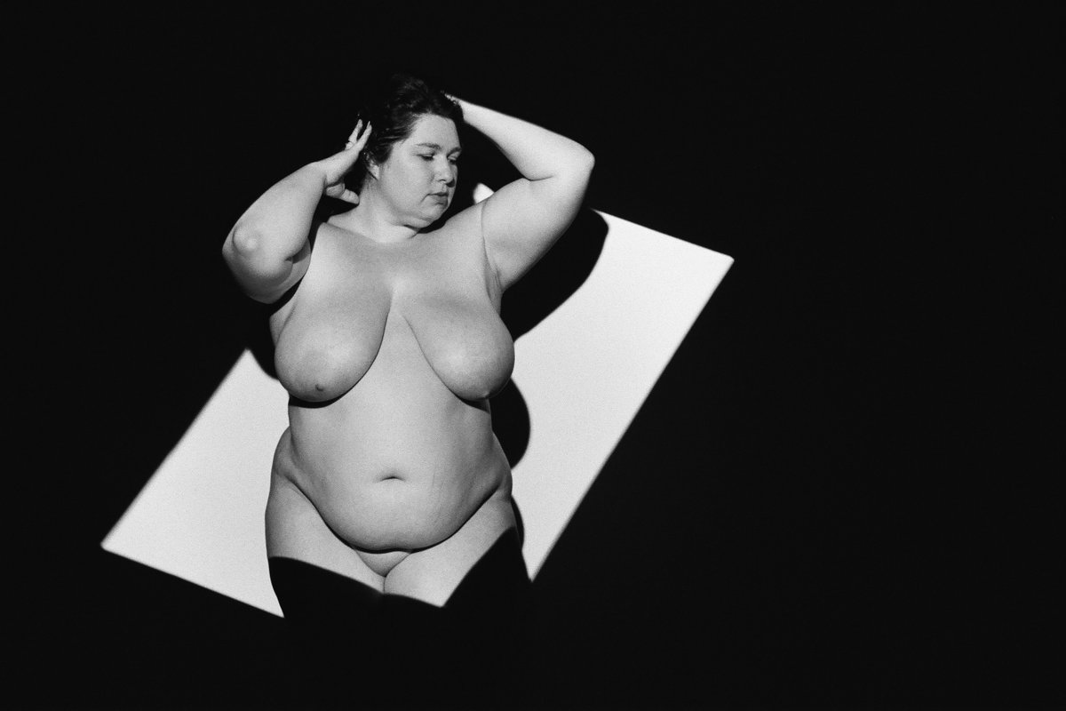 UnwrappedAnalog's tweet photo. Katrina, Shot on Kodak Tri-X

https://t.co/l9PeD1iuMw https://t.co/nrjrZSH3Or