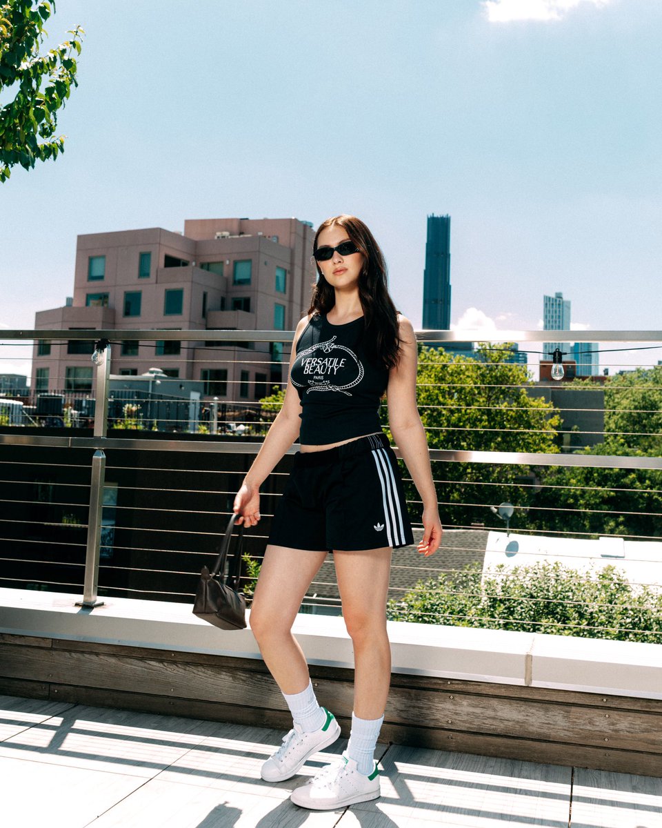 lolatungthings's tweet photo. Lola Tung for Footlocker x Adidas ⚽️👟 https://t.co/nQLnrfDL4Y