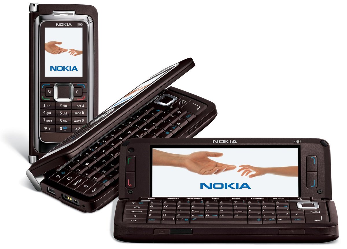 stufflistings's tweet photo. Once upon a time in tech... https://t.co/BmAnuNFSm9