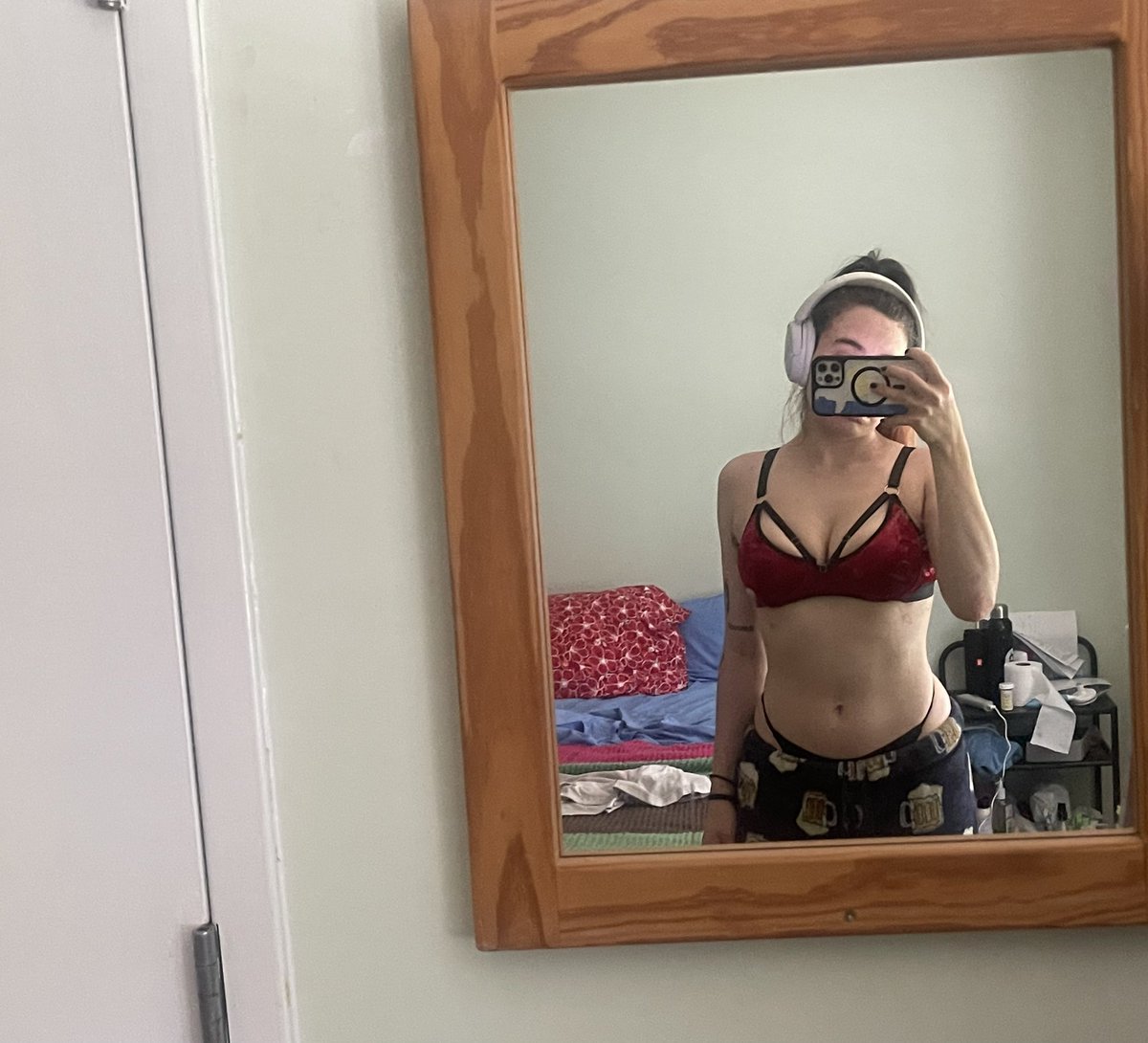 mojocams12's tweet photo. Front &amp; back

Thick MirrorPic https://t.co/Ji6hXjqNJB