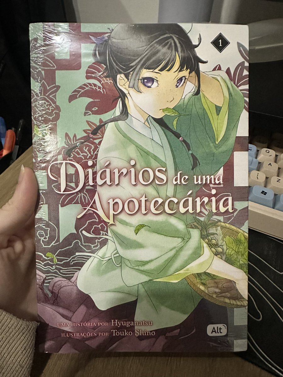 SakuraMeei's tweet photo. EU TO MUITO FELIZ😭😭😭😭 @editoraalt você ARRASOU! 💛 https://t.co/xfyYuqZqK5