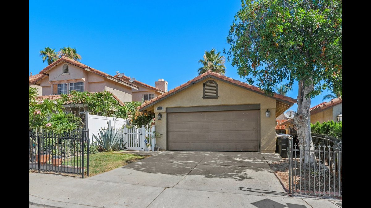 DustinMPeyser's tweet photo. 1837 De Carmen Drive Colton, CA | https://t.co/5HijfHV3Gj ๐ Find Hidden Equity https://t.co/YyjTztX4Wv ๐ #Colton #RealEstate #CaliforniaHomes #HouseForSale #RoxannRodriguez https://t.co/TwWYMBIH2C