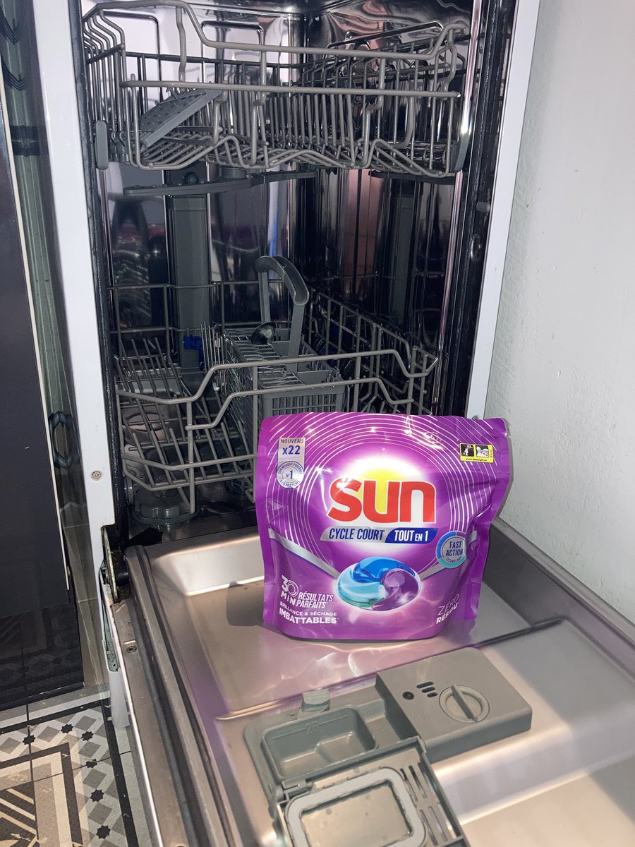 MrsPrettyHoran's tweet photo. Merci beaucoup SUN pour le test des capsules de lave vaisselle.

#SunCycleCourt #PatrimoineCulinaire #SunCapsules #trnd #trndfrance #ProduitOffert https://t.co/sypJM1SEf6