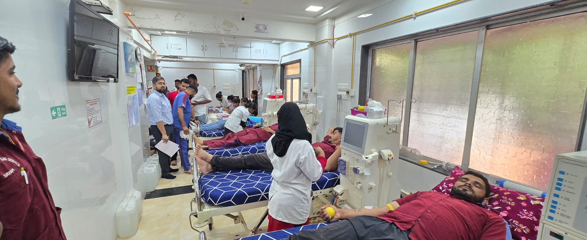 VASHILPGRO's tweet photo. On the occasion of HPCL’s 52nd Foundation Day, Navi Mumbai LPG RO proudly organized Blood Donation Camps as part of the celebrations.
A total of two camps were conducted with enthusiastic participation from around 150 distributor staff, distributors, and Field Officers, reaffirming our commitment to saving lives and serving the community.

#HPCL #FoundationDay #BloodDonation #GivingBack #NaviMumbai @HPCL @HPGAS_HQO