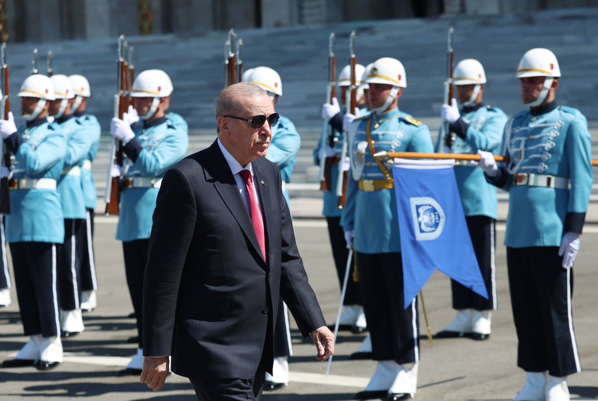 ibrahimyumakli's tweet photo. 🇹🇷 15 Temmuz; vatanı işgal etmeye kalkan hainlere karşı yazılmış bir diriliş destanıdır. 

Cumhurbaşkanımız Sayın @RTErdogan’ın teşrif ve hitaplarıyla Gazi Meclisimizde düzenlenen 15 Temmuz Demokrasi ve Millî Birlik Günü Anma Töreni’nde; liderinin çağrısıyla meydanlara inen ve istiklaline sahip çıkan kahraman milletimizin aziz hatırasını yâd ettik.

O gece cennet vatanımız için canından geçen şehitlerimizi rahmetle, kahraman gazilerimizi saygıyla anıyoruz.

#15Temmuz #ZaferBizim